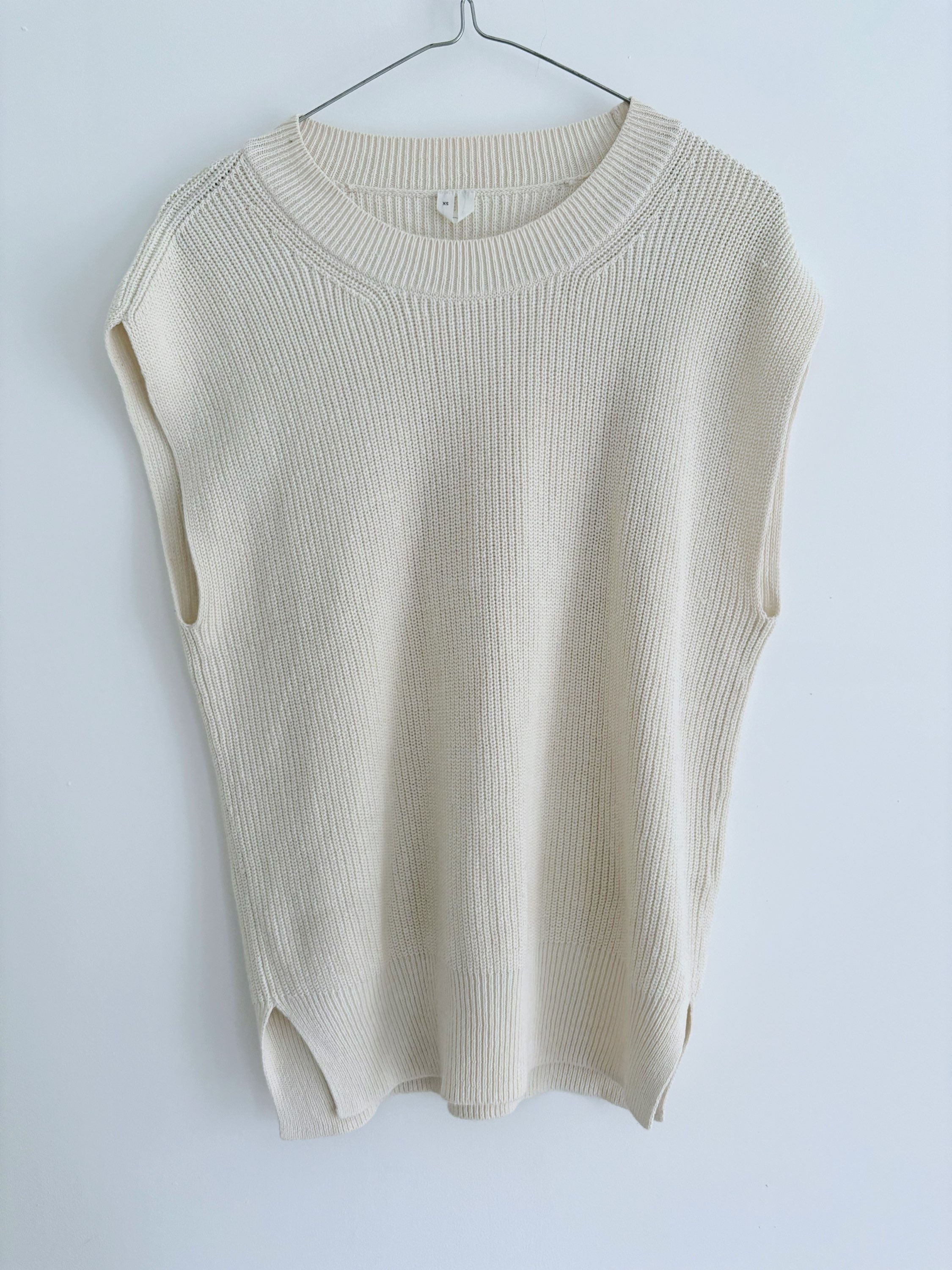 Arket cream knitted vest (XS)