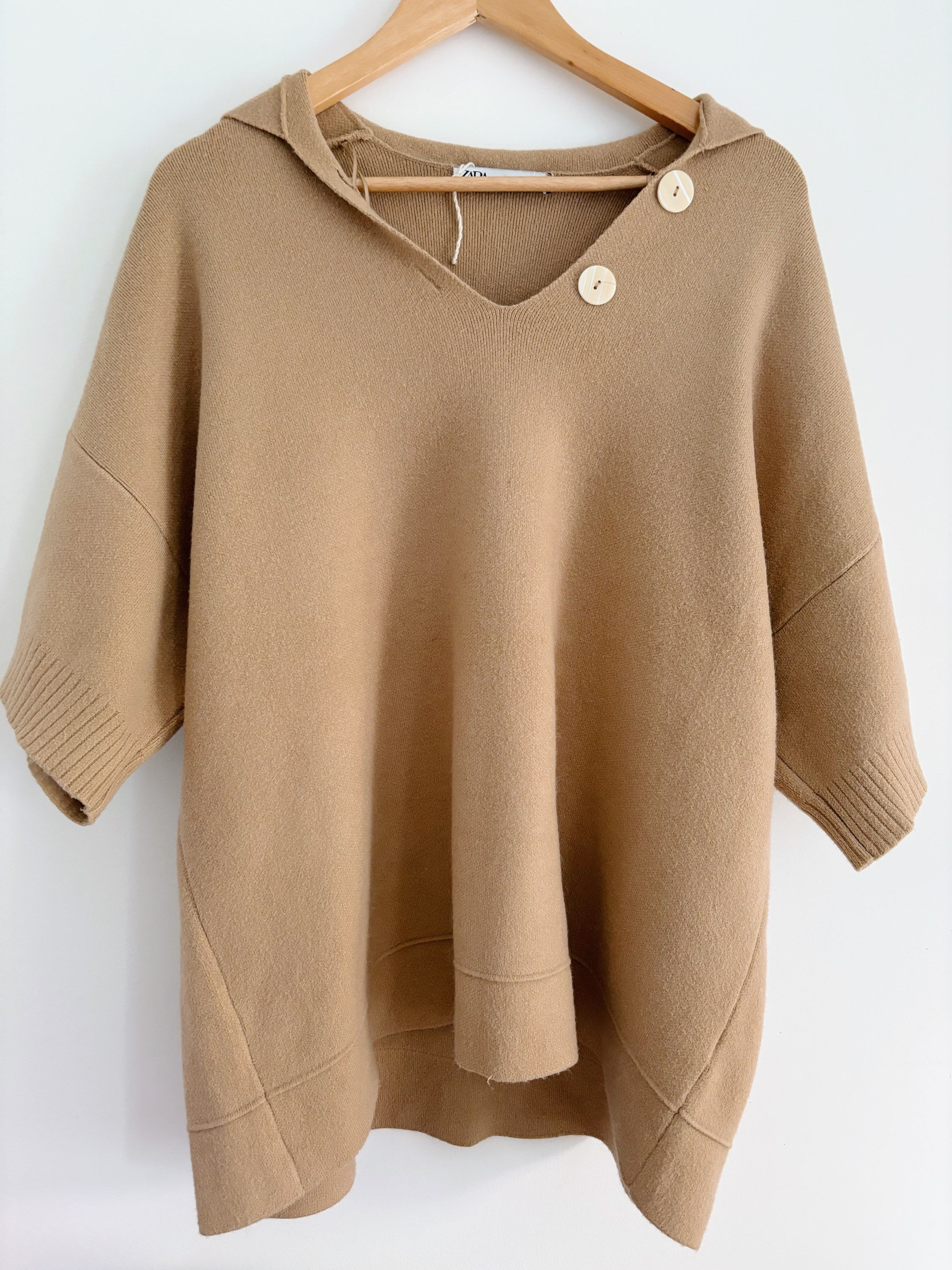 Zara beige oversized jumper (S) 