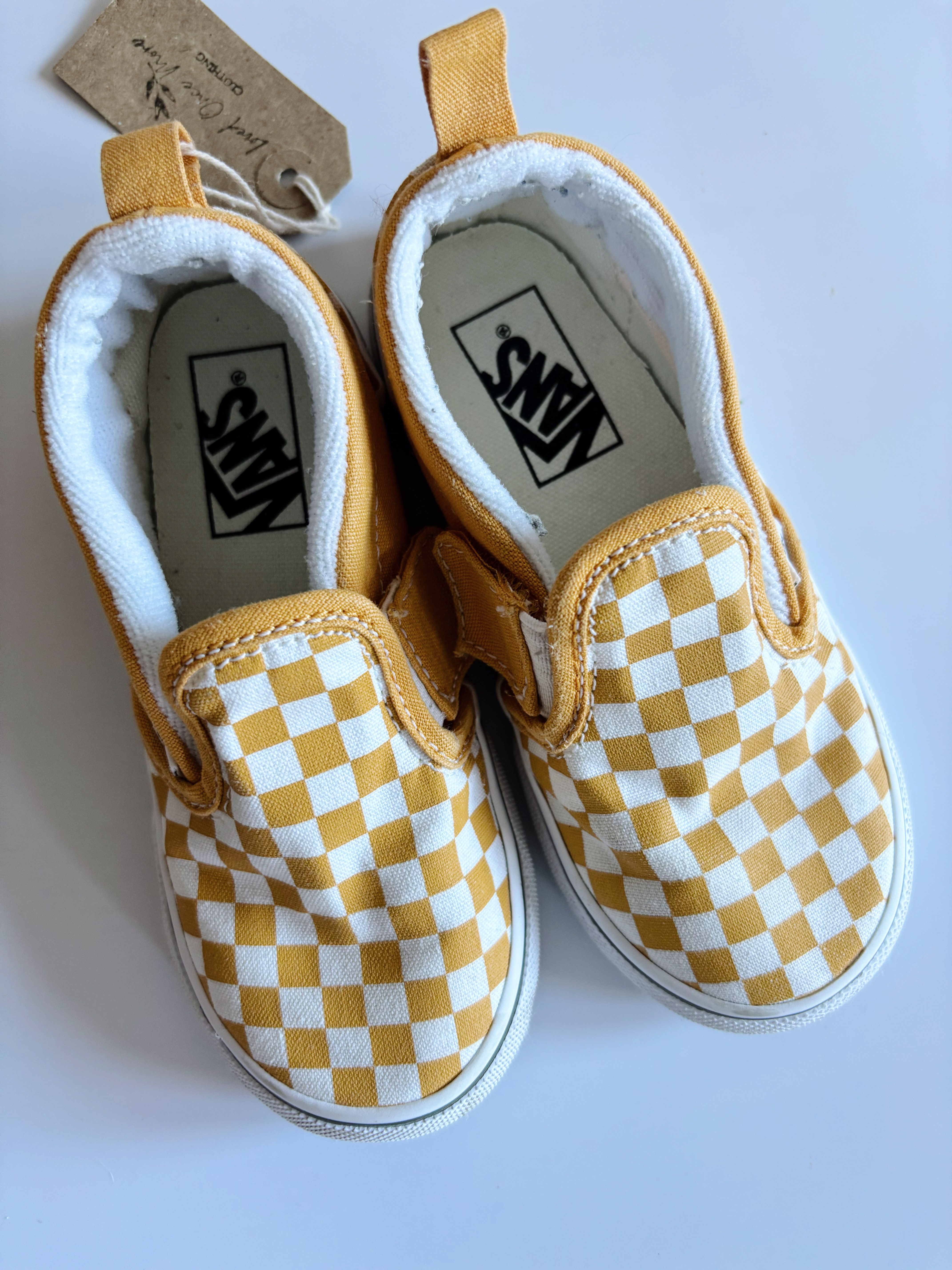 Slip on checkboard Vans in mustard (UK9)