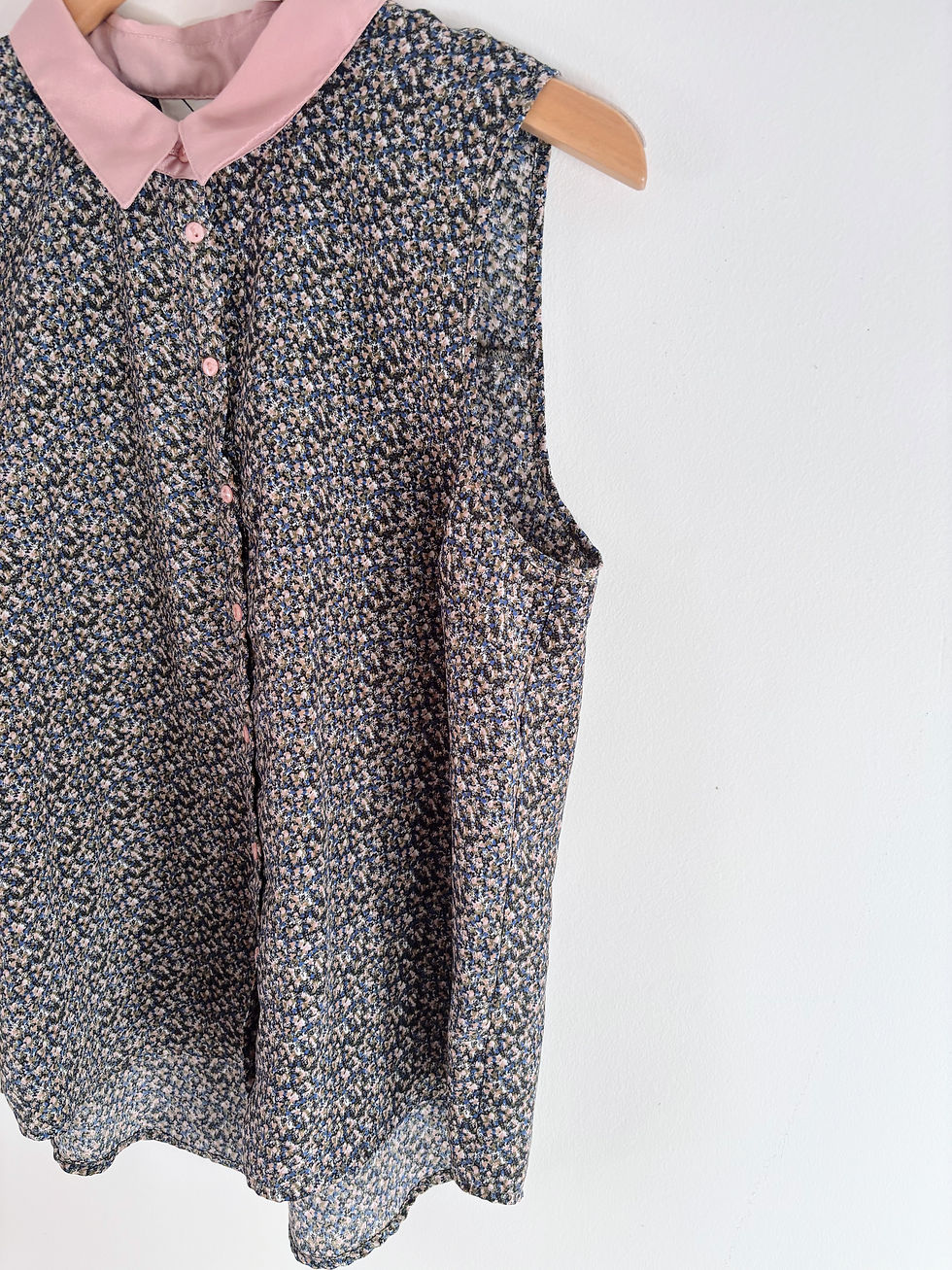 Thumbnail: Urban outfitters collared blouse (M)