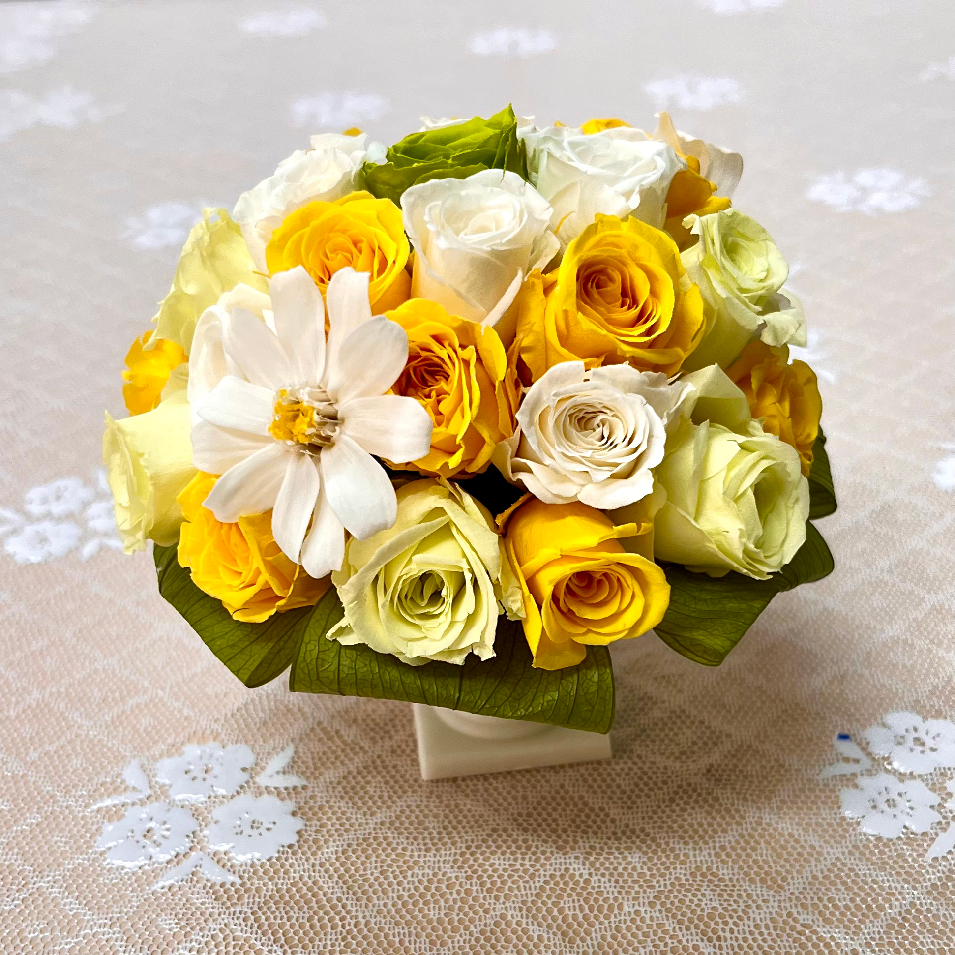 プリザーブドフラワー　イエロー系　ロースタンド