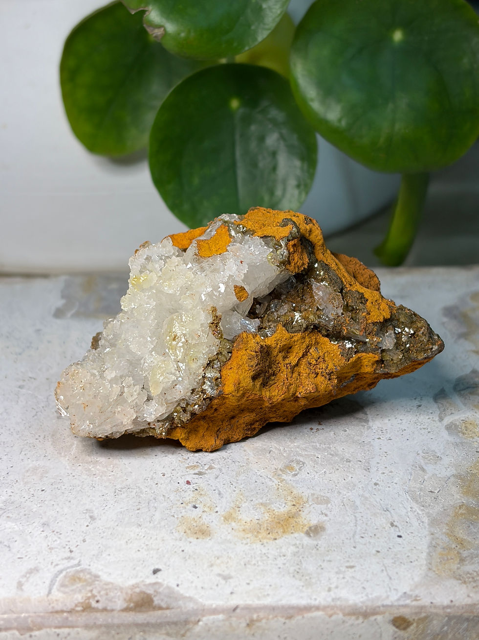 Thumbnail: Hemimorphite on Limonite