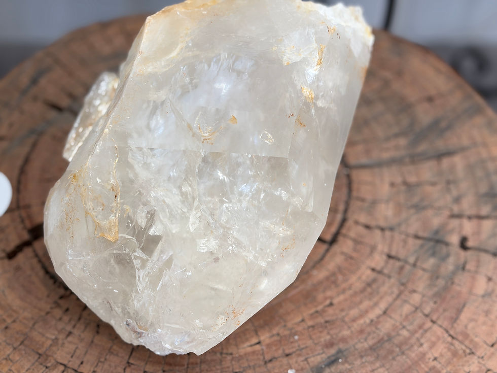 Thumbnail: Quartz Signature Piece