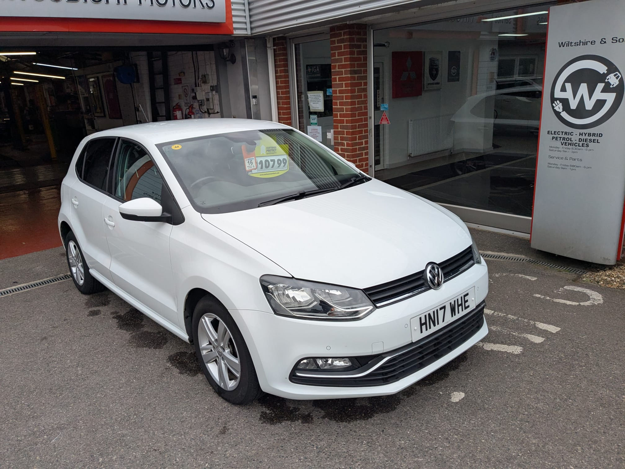 Volkswagen Polo 1.2 TSI BluMo Tech Match DSG 42,300 miles