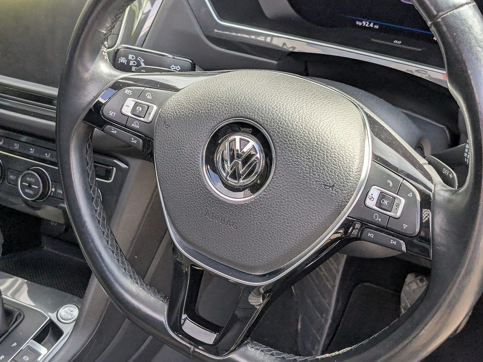 Thumbnail: V.W Tiguan 2.0 TSI BlueMotion Tech SEL DSG 4Motion 49,000 miles