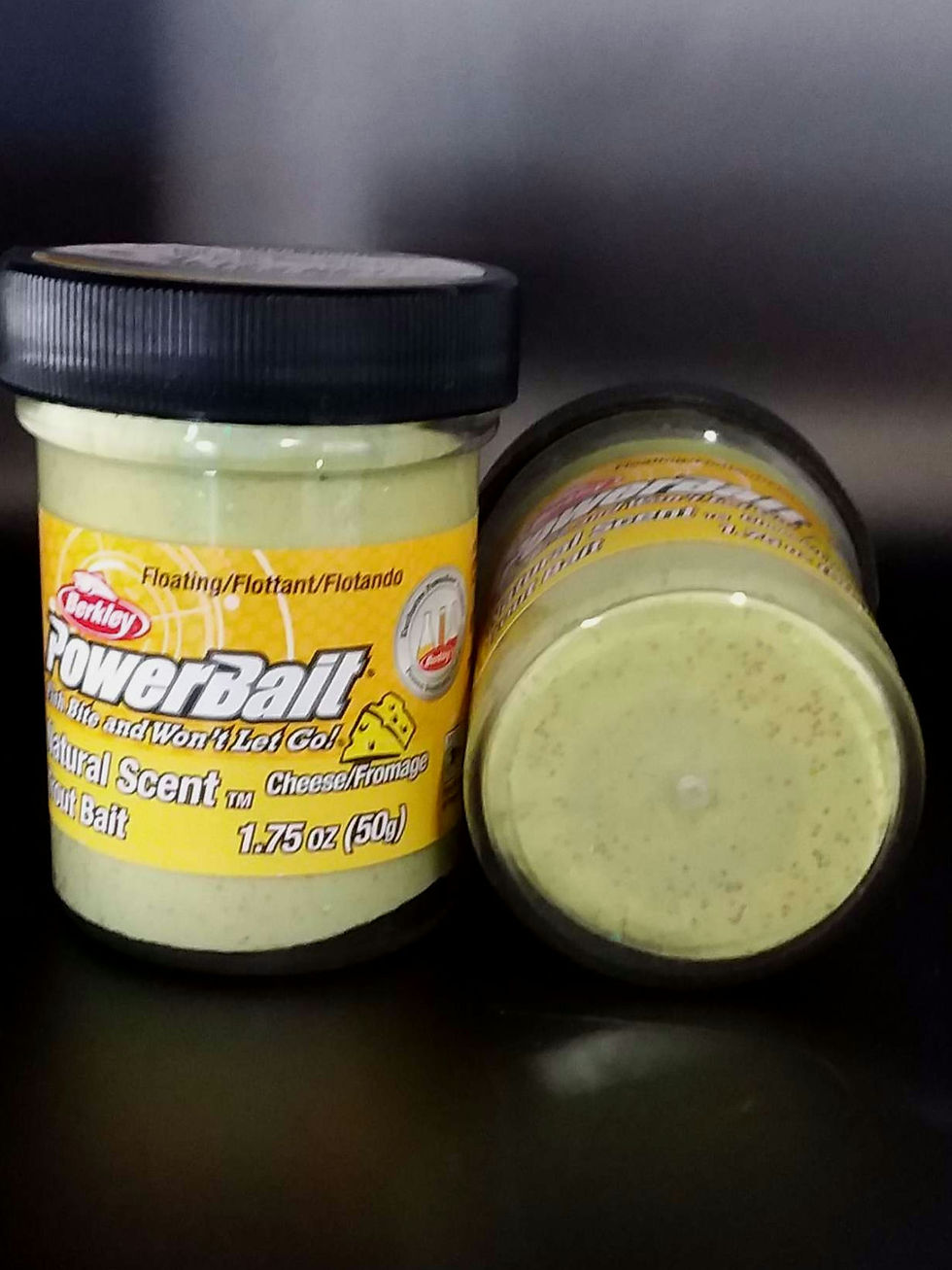 gelblicher Angelteig