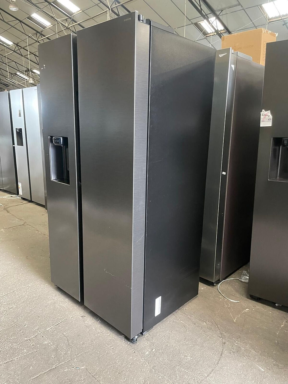 Thumbnail: SAMSUNG SpaceMax RS64DG53R3B1 American-Style Smart Fridge Freezer - Black