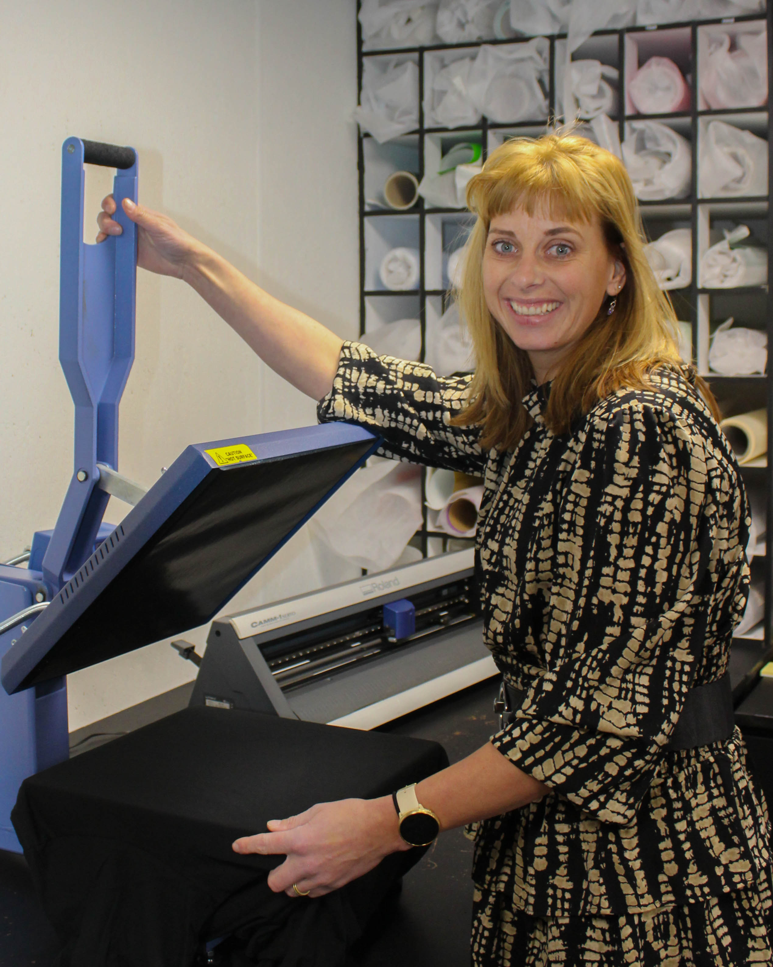 Jolanda aan het werk.jpg