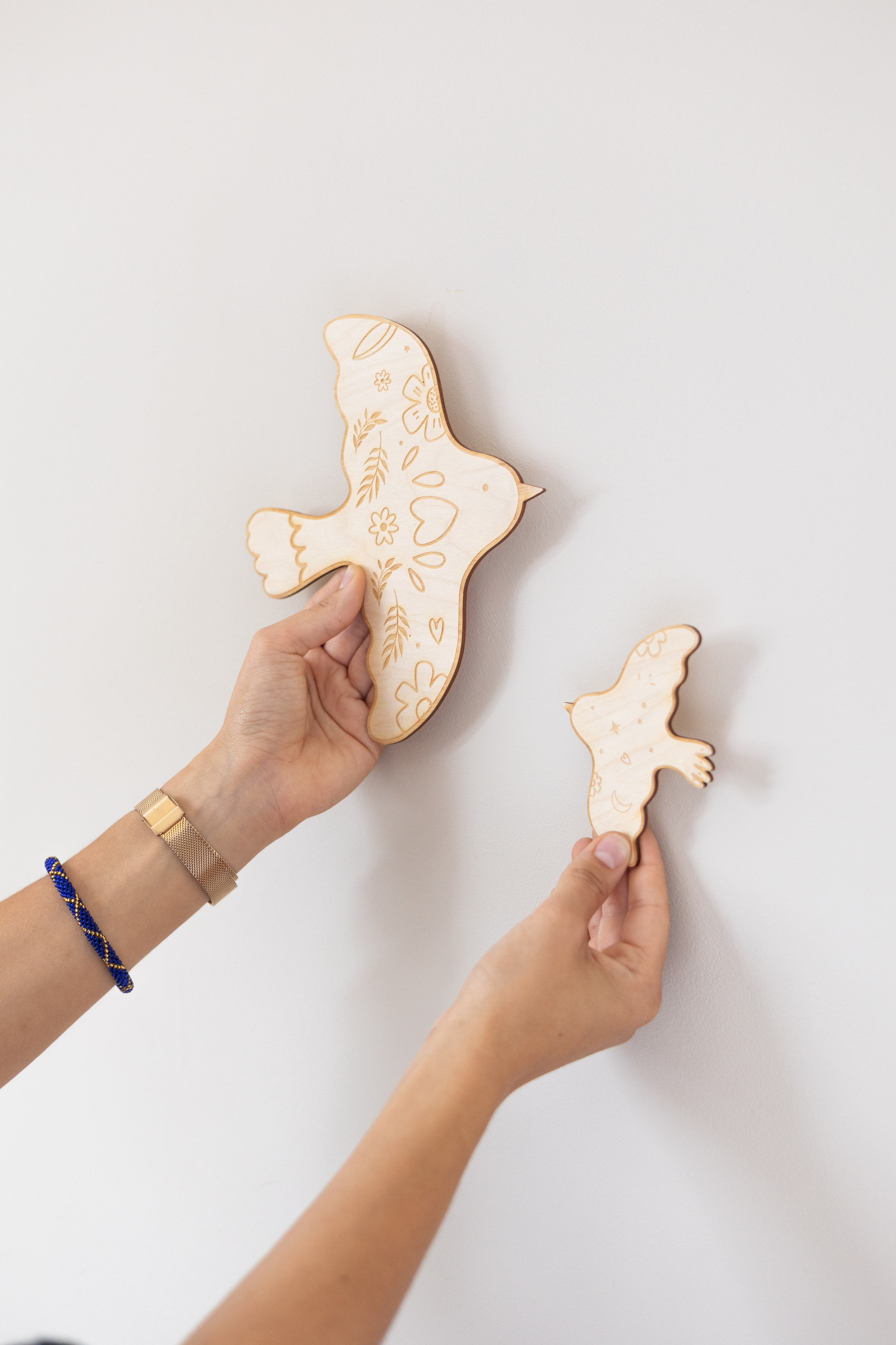 Colombes murale en bois