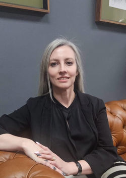 Mariaan Hoffmann - Senior Associate
