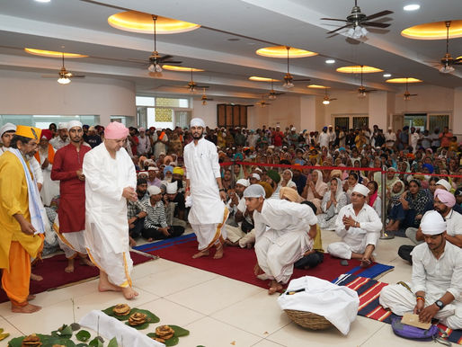 पहचान:महंत इंदिरेश अस्पताल के चिकित्सकों की निःस्वार्थ सेवा बनी महानिर्वाण पर्व की विशेष पहचान