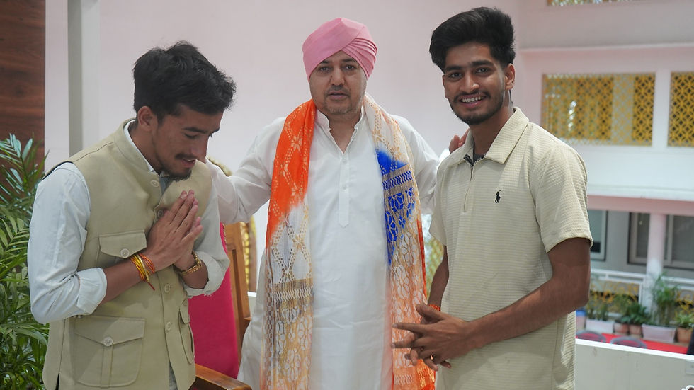 SGRRU ने बढ़ाया छात्र हितों का कदम, हैकाथॉन विजेताओं को मिली बड़ी सौगात