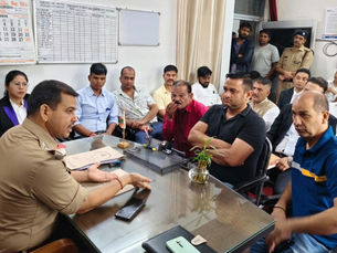 पुलिस ने ली होटल रेस्टोरेंट और राफ्टिंग संचालकों और मालिकों की बैठक