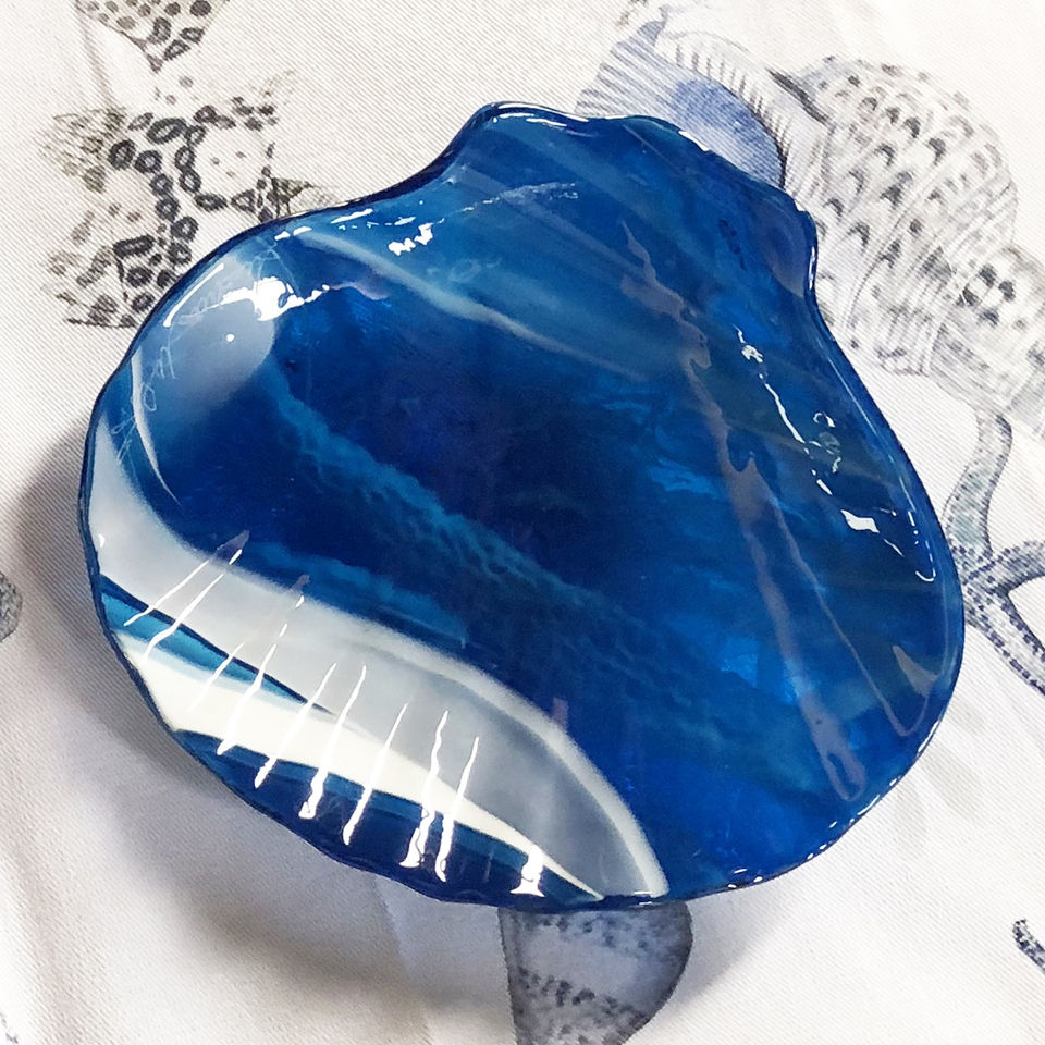 Italian Made Blue Shell Plate