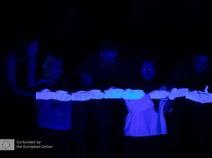 Why Improvisation in Black Light Theatre Is More Than Spontaneity