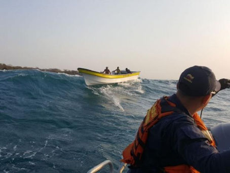 Turistas fueron rescatados tras emergencia de lancha en Cartagena