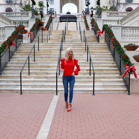 Festive Holiday Outfit Idea 2017 // Pops of Red
