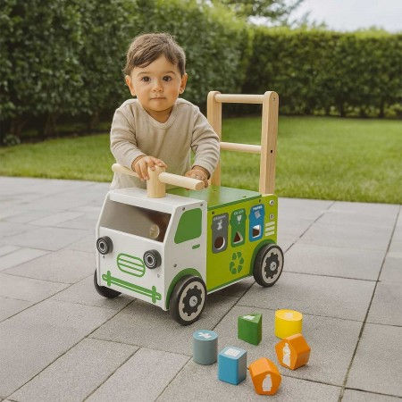 Thumbnail: Walk and Ride Recycling Truck Sorter