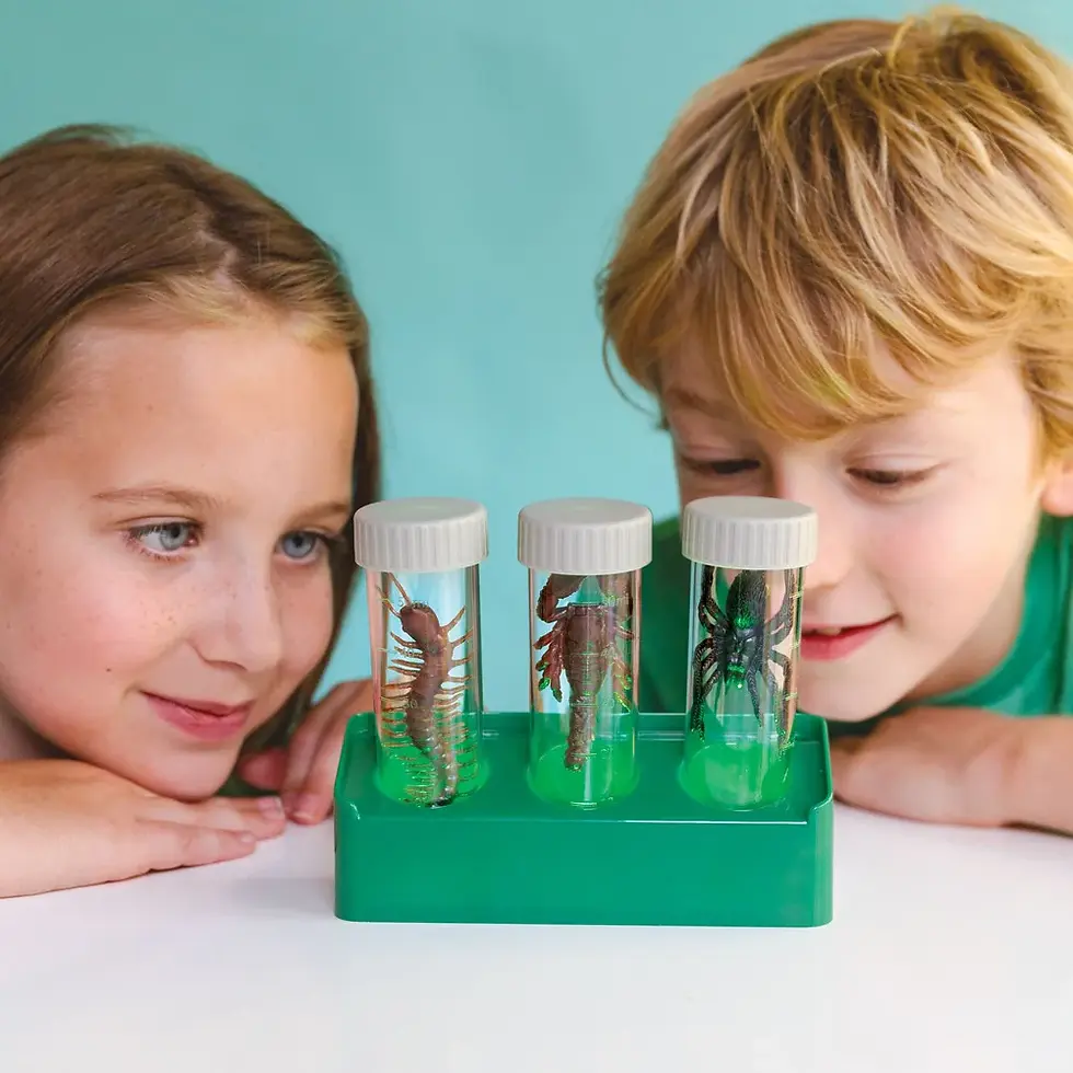 Thumbnail: 4M - KidzLabs - Glow Critter Lab