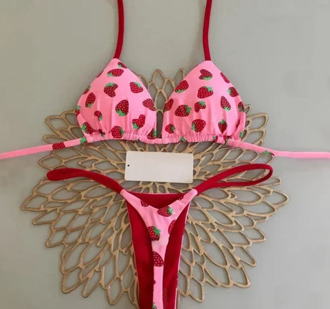 Thumbnail: Sexy string bikinis 