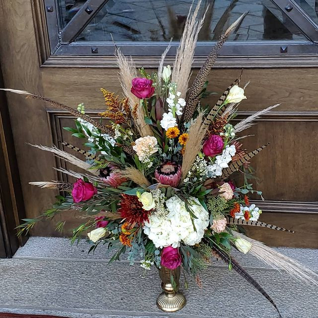 Shop Arrangements Yakima Floral Floral Delivery