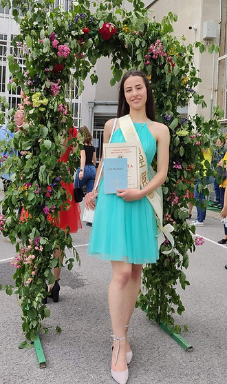 Antonia- Graduating.jpg