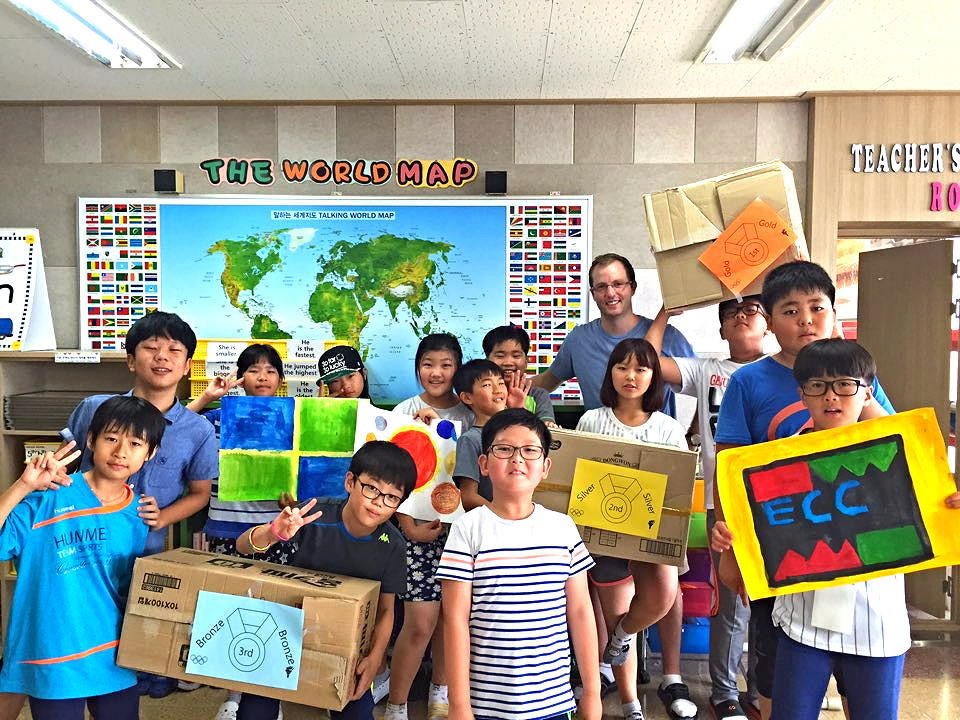 Teaching English in South Korea Elementary Students