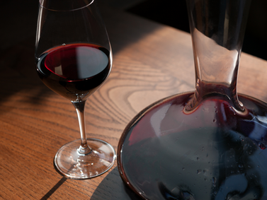 Cours œnologique et dégustation de vins rouges à Montpellier à domicile