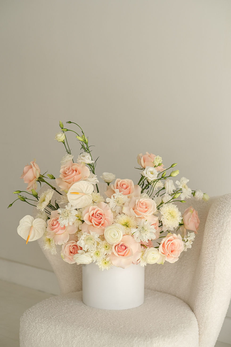 Thumbnail: fresh flower delivery vancouver florist pink and white roses 4
