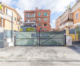 DUE LEONI - Magazzino/Commerciale