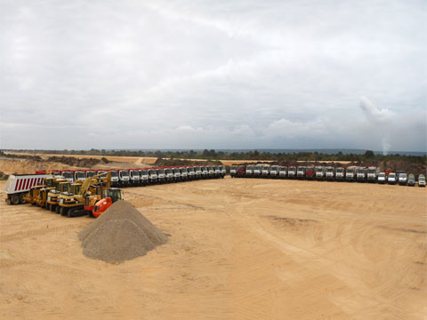 Angola - Trasporto materiali da cava