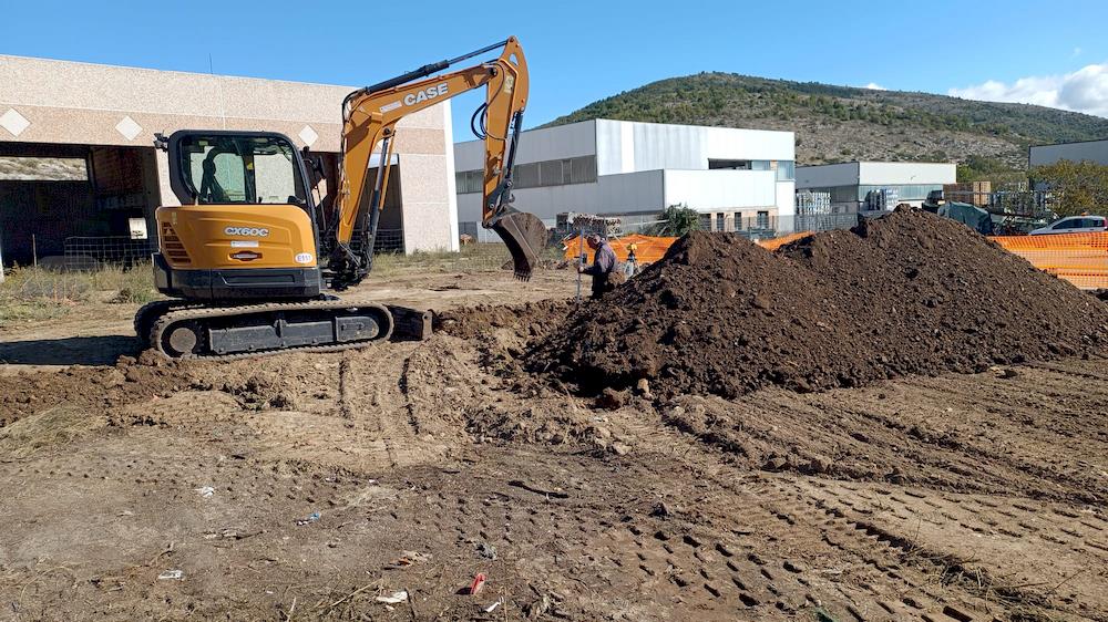Italia - Navelli, Sistemazione e ristrutturazione piazzale