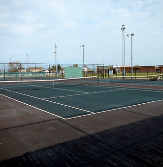 Tennis-3.jpg