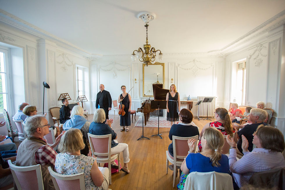 David Chevalier, Elsa Balas et Anna Wall Met 2019 Les Brions