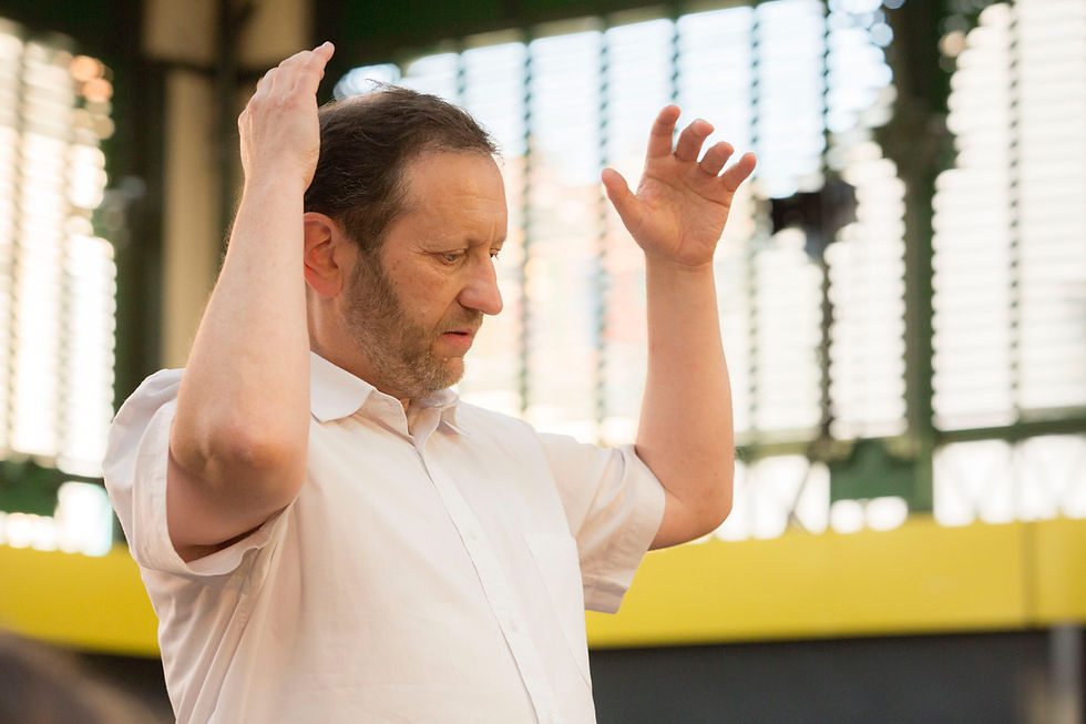 Jean-Jacques Charles / Répétition concert participatif Met 2021 au marché de Tonnerre