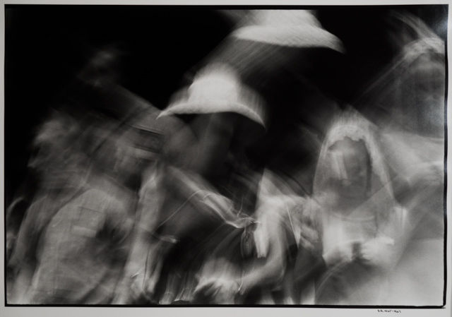 640x480 DARKENED In Front of Saint Patrick's Cathedral (51)