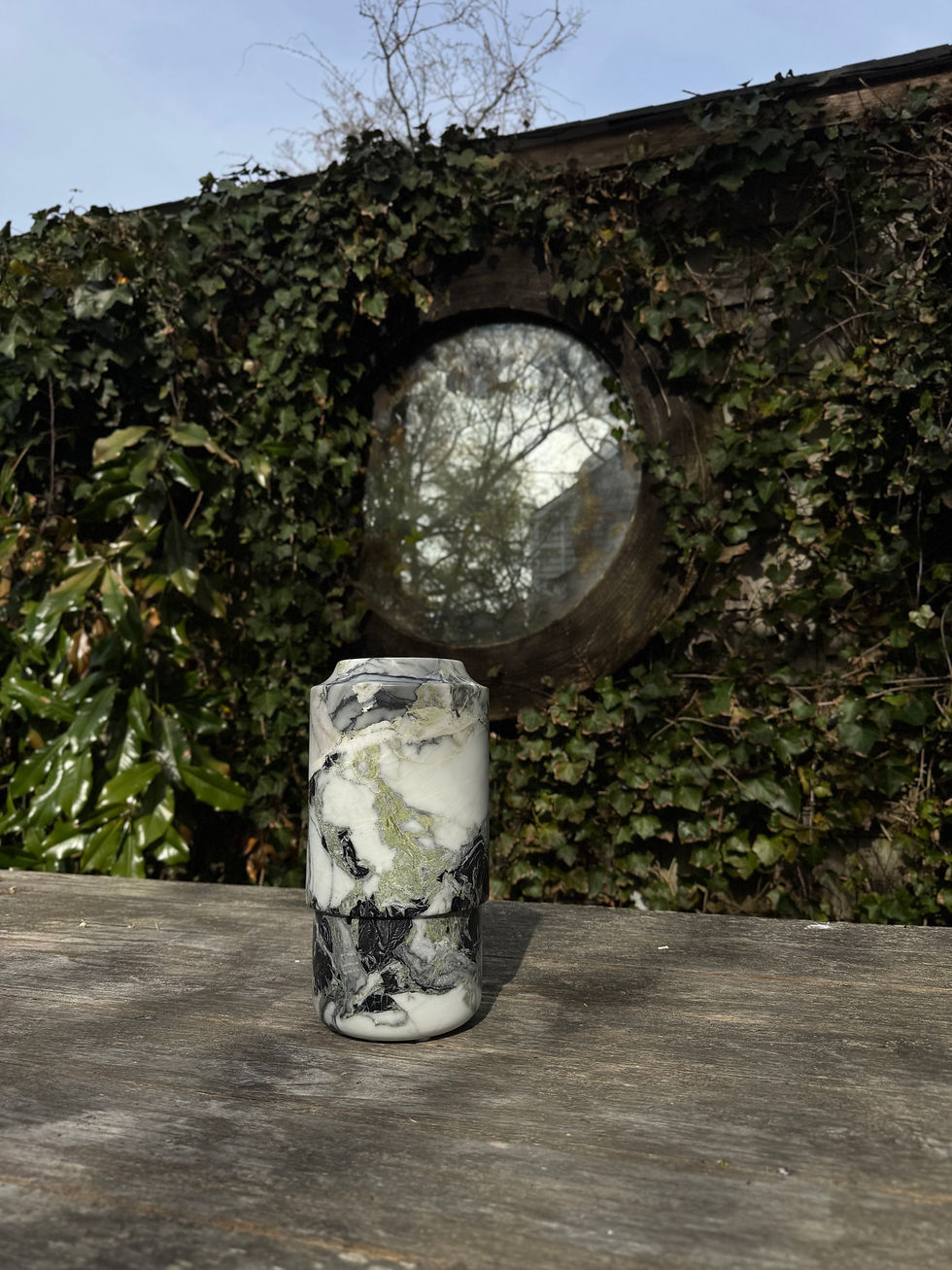 Thumbnail: Vessel 10, Lichen