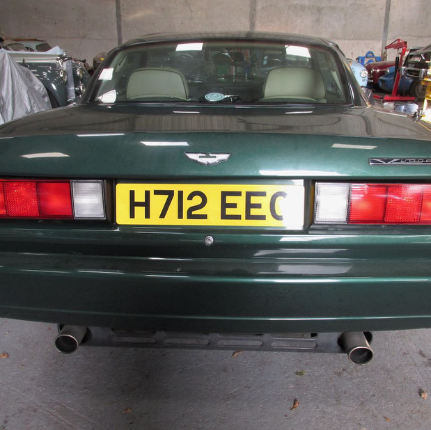 Aston Martin Virage