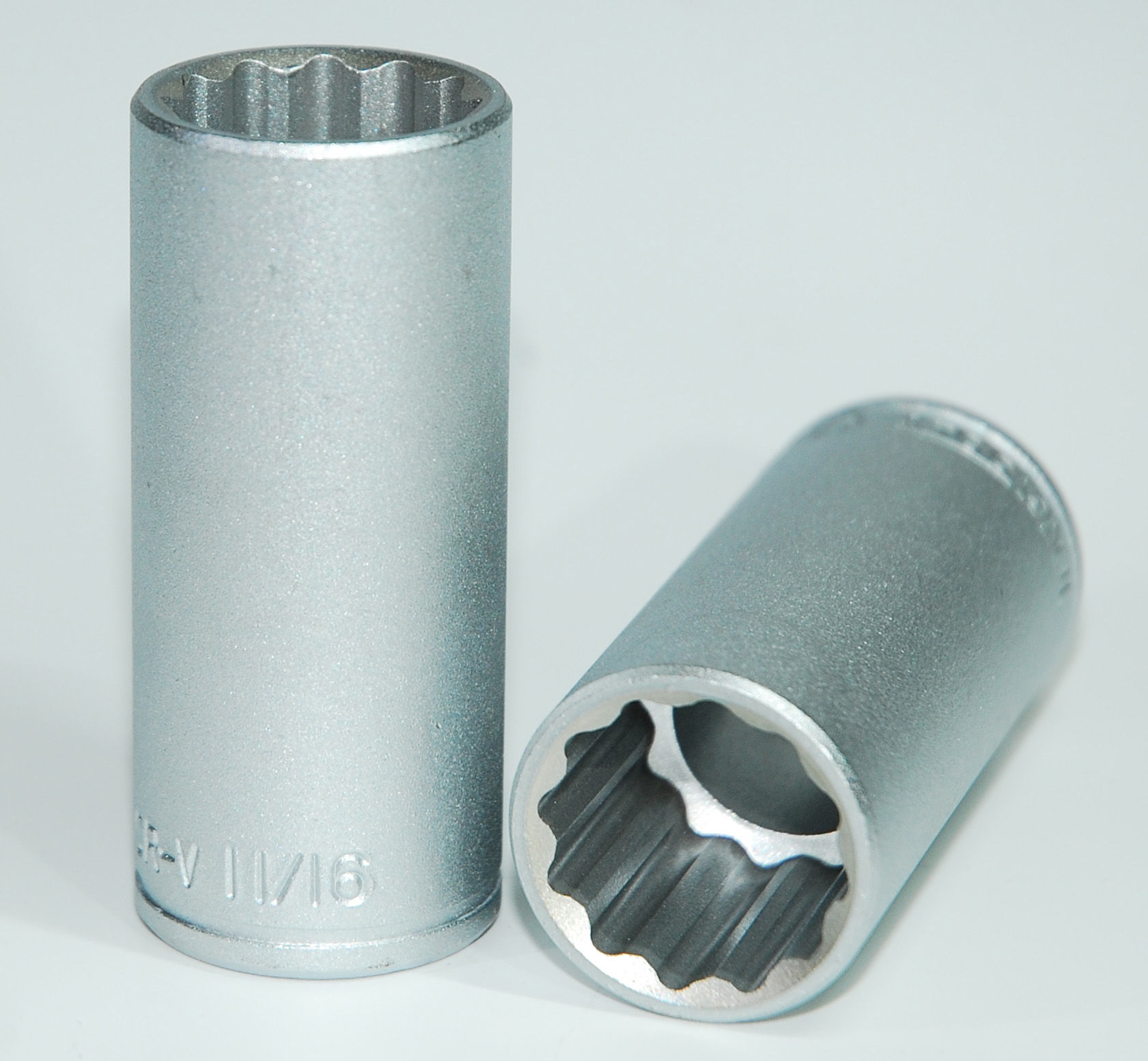 Socket Deep 3/8 in Dr 12pt 11/16 in