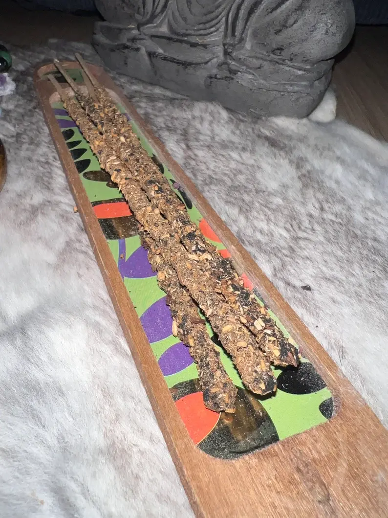 Miniaturbild: Palo Santo Weihrauch mit Patchouli Sagrada Madre.