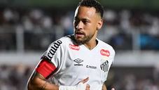 Com Neymar de volta, Santos vence Velo Clube por 6 a 0 e avança no Campeonato Paulista