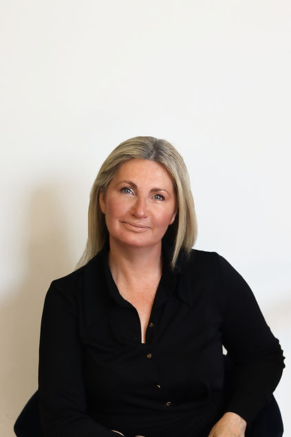 sue headhshot copy.jpg