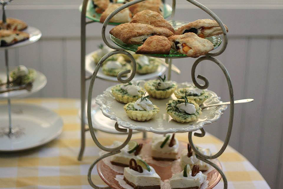 HOME dragonflytearoom