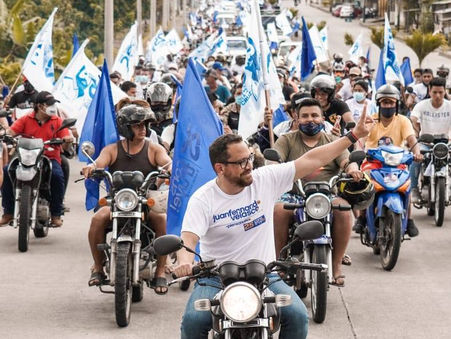 JUAN FERNANDO VELASCO CIERRA CAMPAÑA CON LLAMADO A LA CIUDADANÍA PARA QUE ACUDA A VOTAR.
