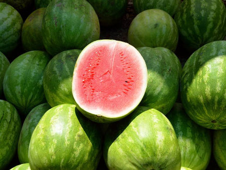 ¿Cuáles son las frutas que tienen menos calorías?