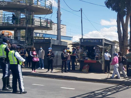Transportistas de Quito piden que el precio del galón de diésel vuelva a ser de $ 1,03