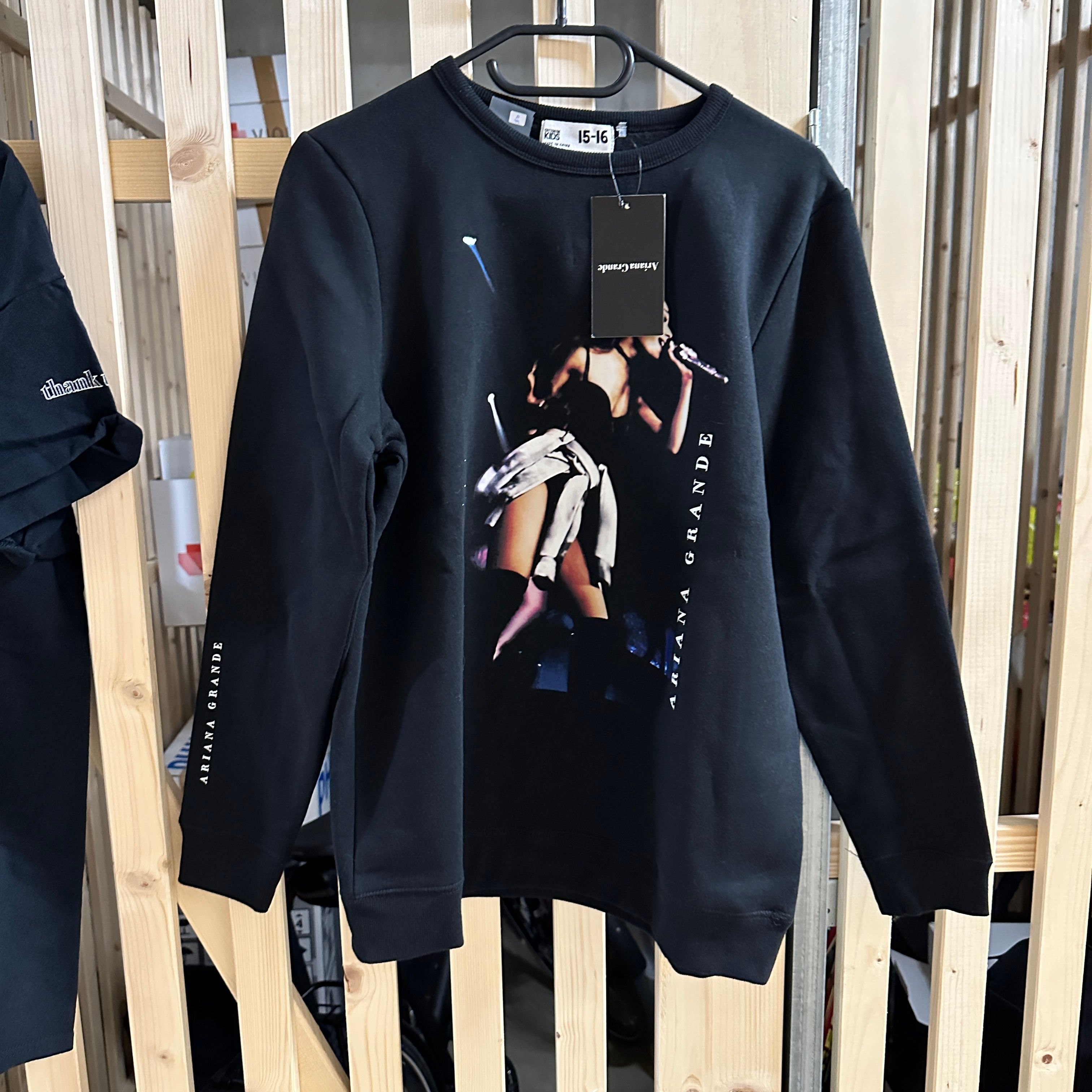 Crewneck My everything Size S/M - 16 years