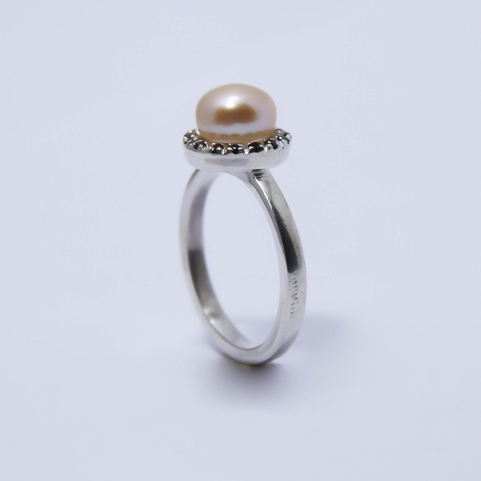 Miniatura: Anel com Pérola Rosê de Água Doce e Diamantes Negros