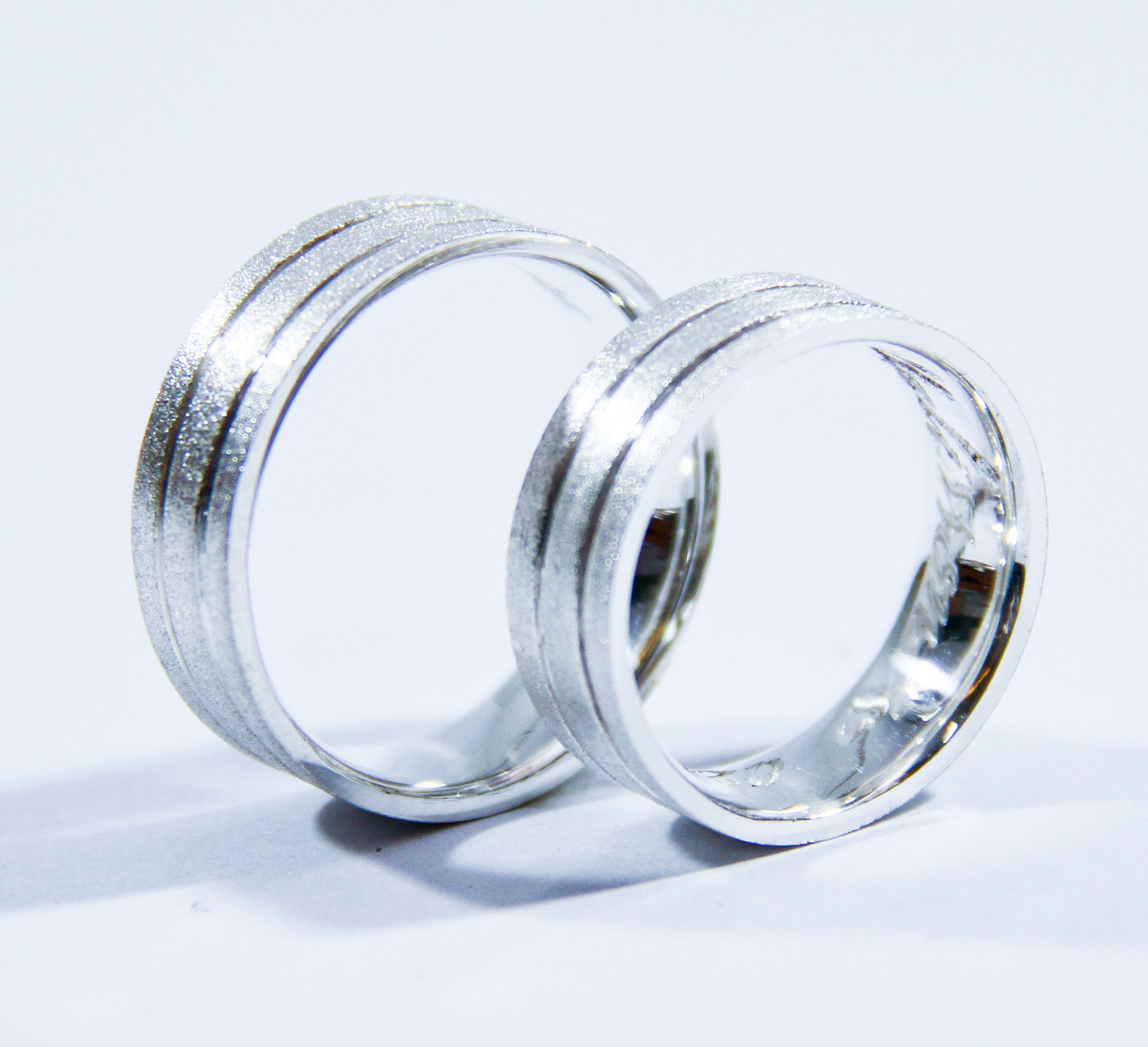 Par de Alianças de Prata 950 (Diamantadas)