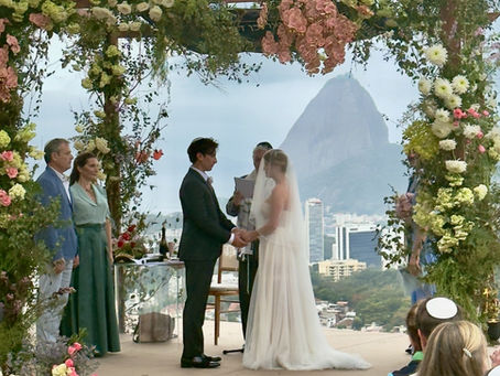 Jewish wedding chuppah overlooking Sugarloaf Mountain in Rio de Janeiro